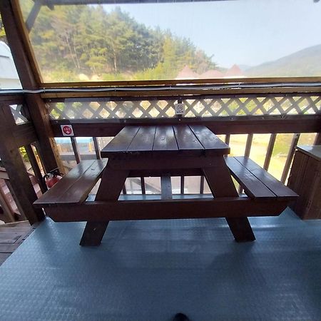 Another World Pension Gyeongju Exterior foto